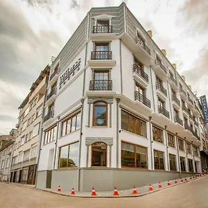 فندق Grand Business, ترابزون